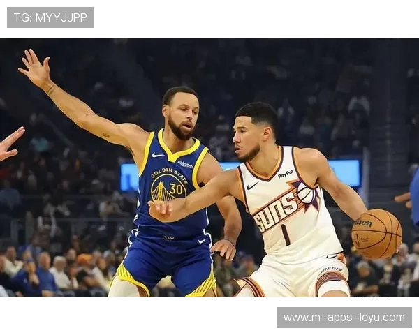 勇士全队合作强势击败太阳，库里继续领军，勇士库里最新新闻