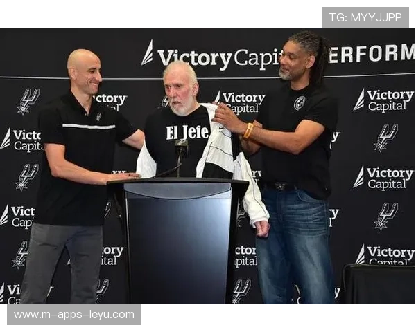 马刺队展现劲旅风采，年轻力量崛起，马刺队介绍